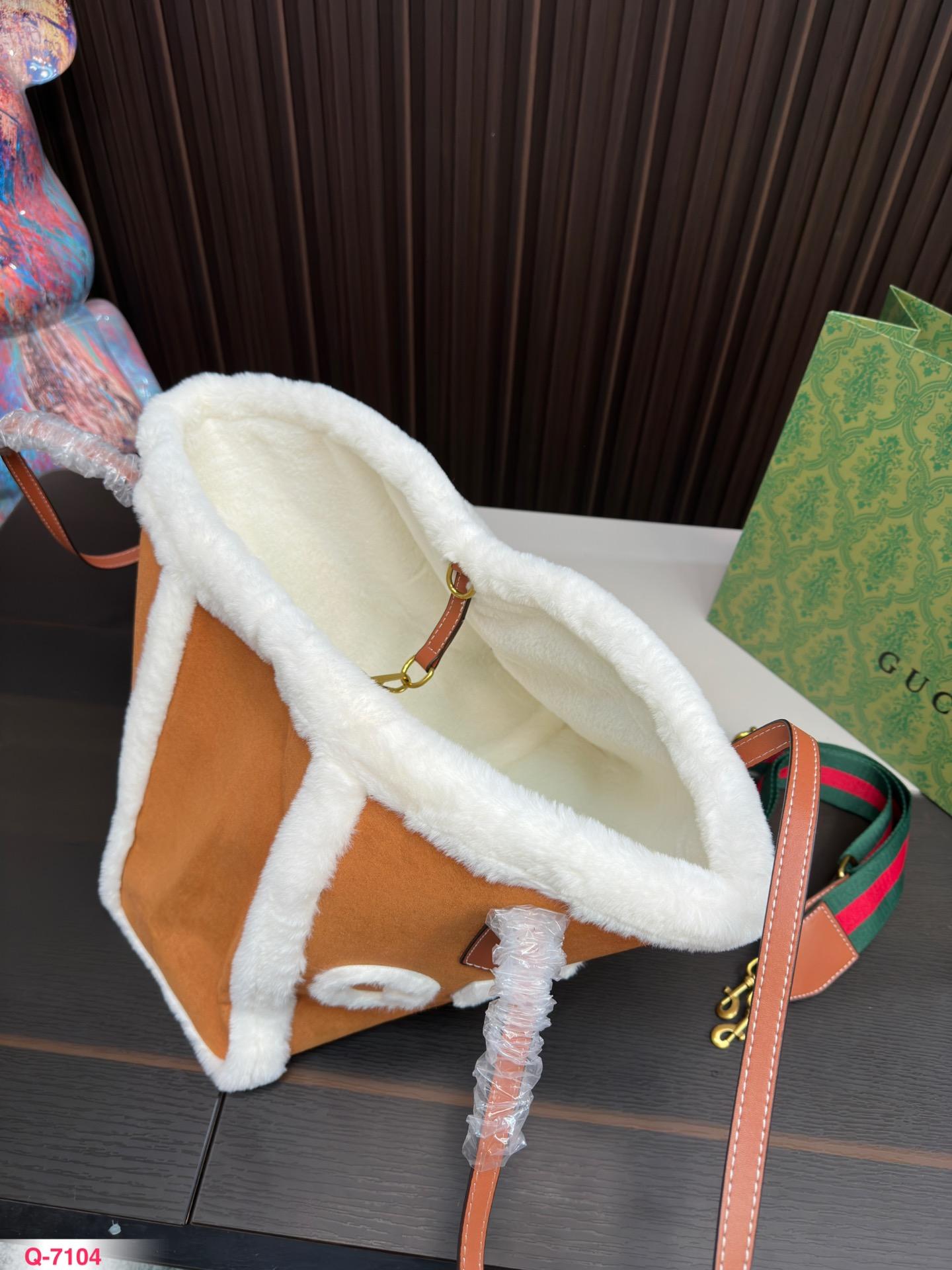Replica Gucci Bag 42*33CM